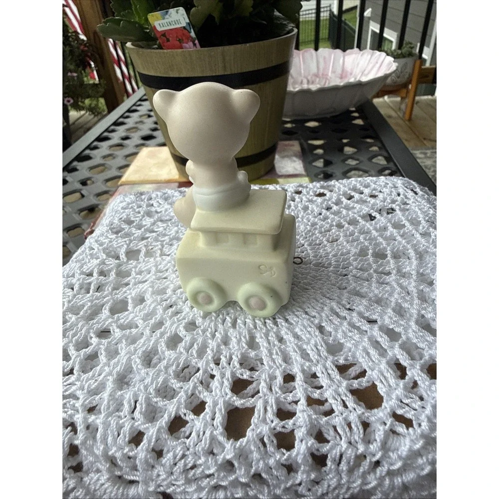 Vintage Precious Moments 1985 Animal Circus Train Figurine Birthday Bear Caboose